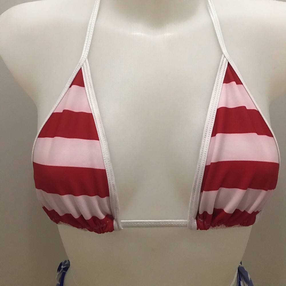 Bikini - Picture 2 of 6